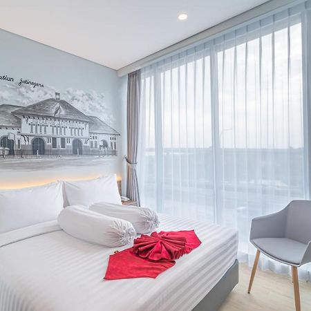 Azana Style Hotel Bandara Jakarta ทังเกอรัง ภายนอก รูปภาพ