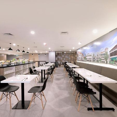 Azana Style Hotel Bandara Jakarta ทังเกอรัง ภายนอก รูปภาพ