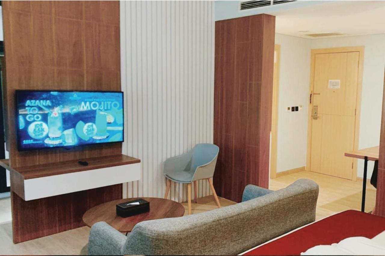 Azana Style Hotel Bandara Jakarta ทังเกอรัง ภายนอก รูปภาพ